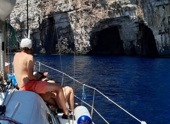 Day sailing trips from the island of Vis